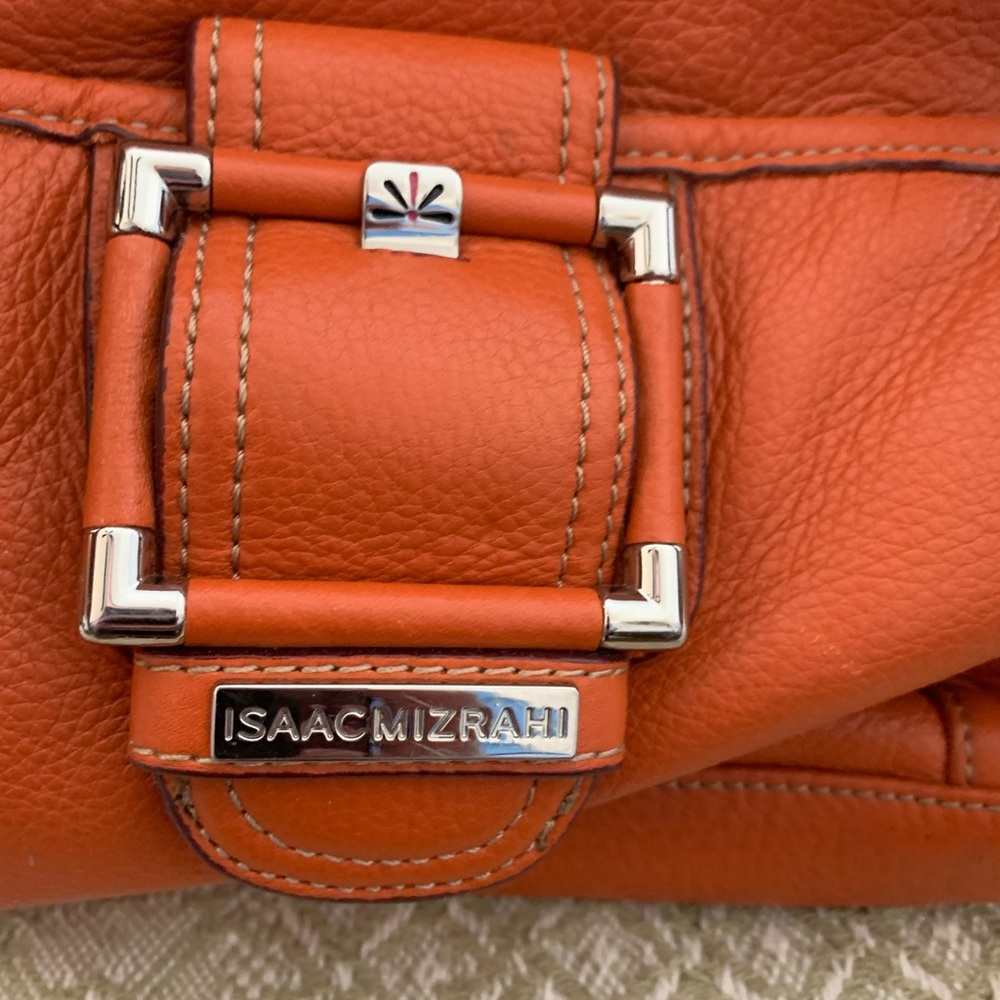 Gently used ISAAC MIZRAHI shoulder bag soft orange pebbled leather silver trim - Picture 2 of 10